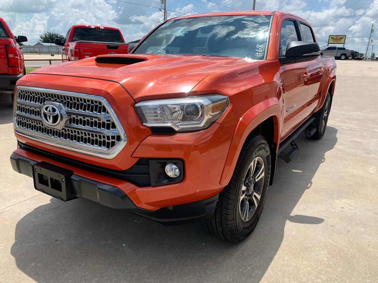 Toyota Tacoma 2WD Double Cab V6 AT TRD Off Road (Natl) 2016