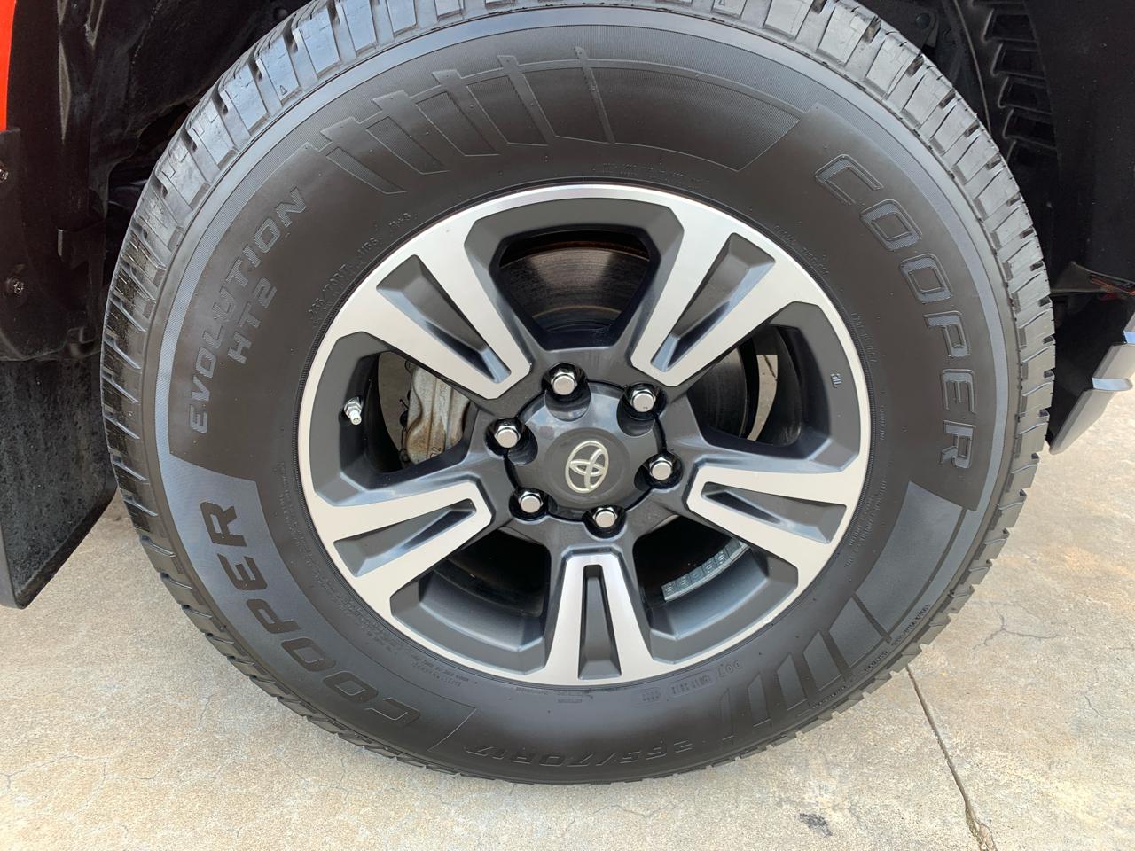 Toyota Tacoma 2WD Double Cab V6 AT TRD Off Road (Natl) 2016