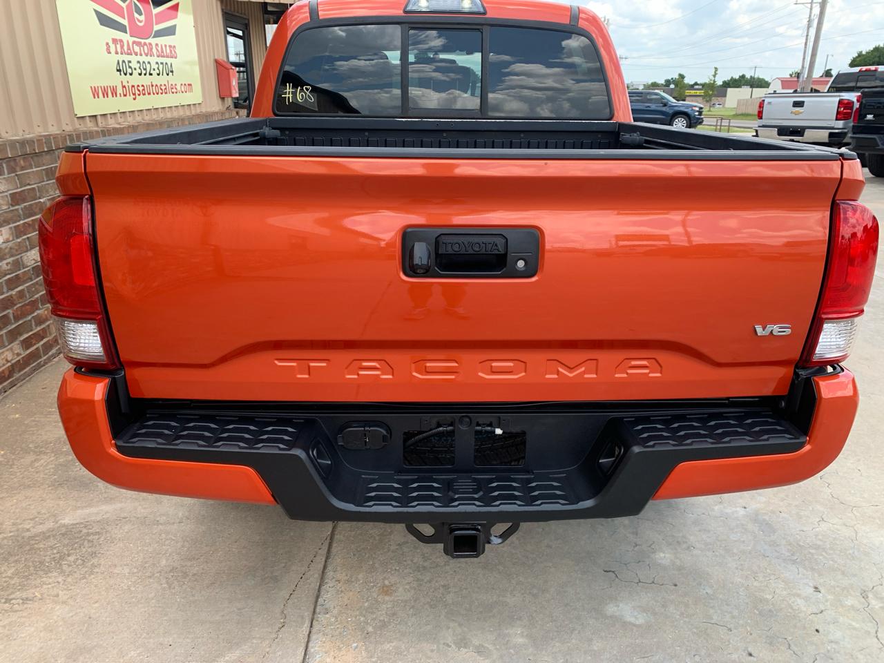 Toyota Tacoma 2WD Double Cab V6 AT TRD Off Road (Natl) 2016