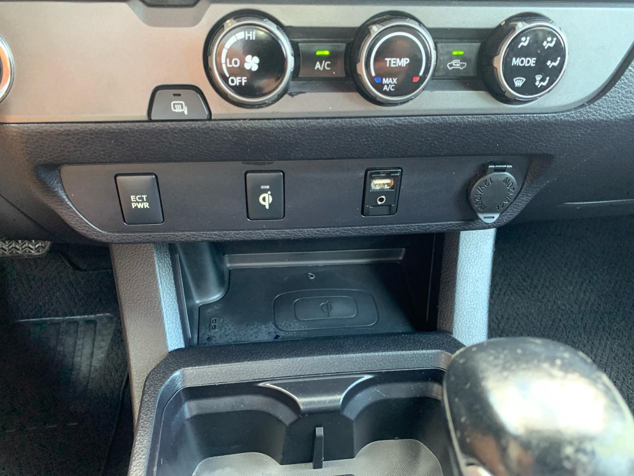 Toyota Tacoma 2WD Double Cab V6 AT TRD Off Road (Natl) 2016