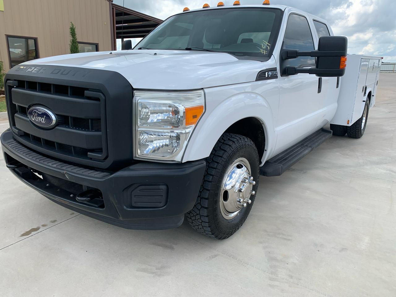 Ford Super Duty F-350 DRW 2WD Crew Cab 172" XL 2012