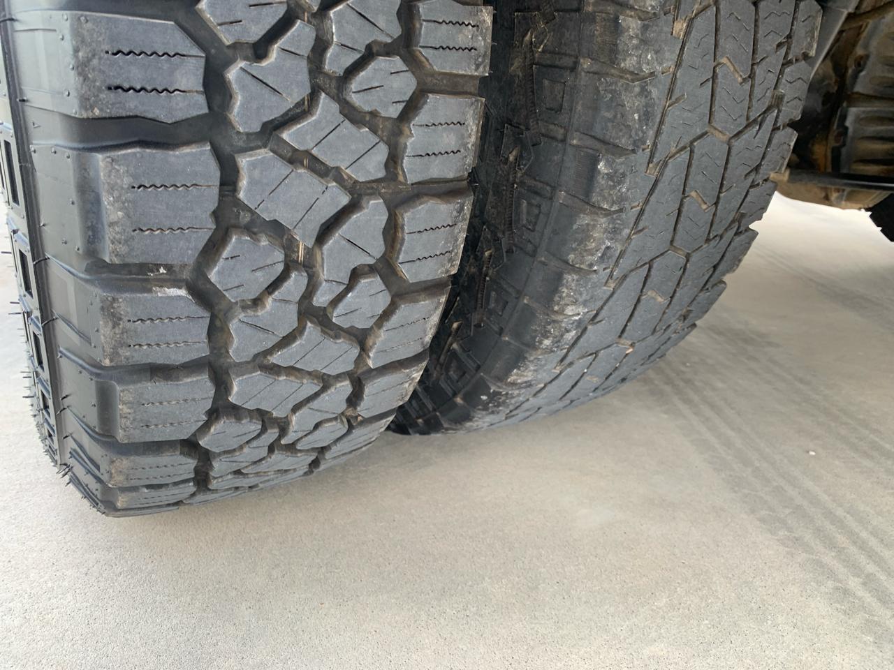 Ford Super Duty F-350 DRW 2WD Crew Cab 172" XL 2012