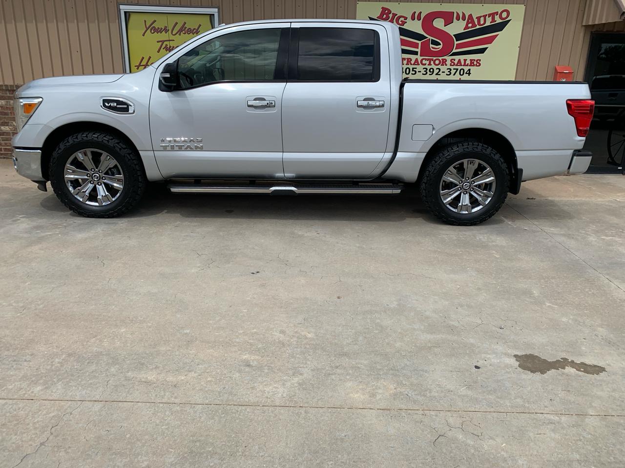 Nissan Titan 4x4 Crew Cab SV 2017