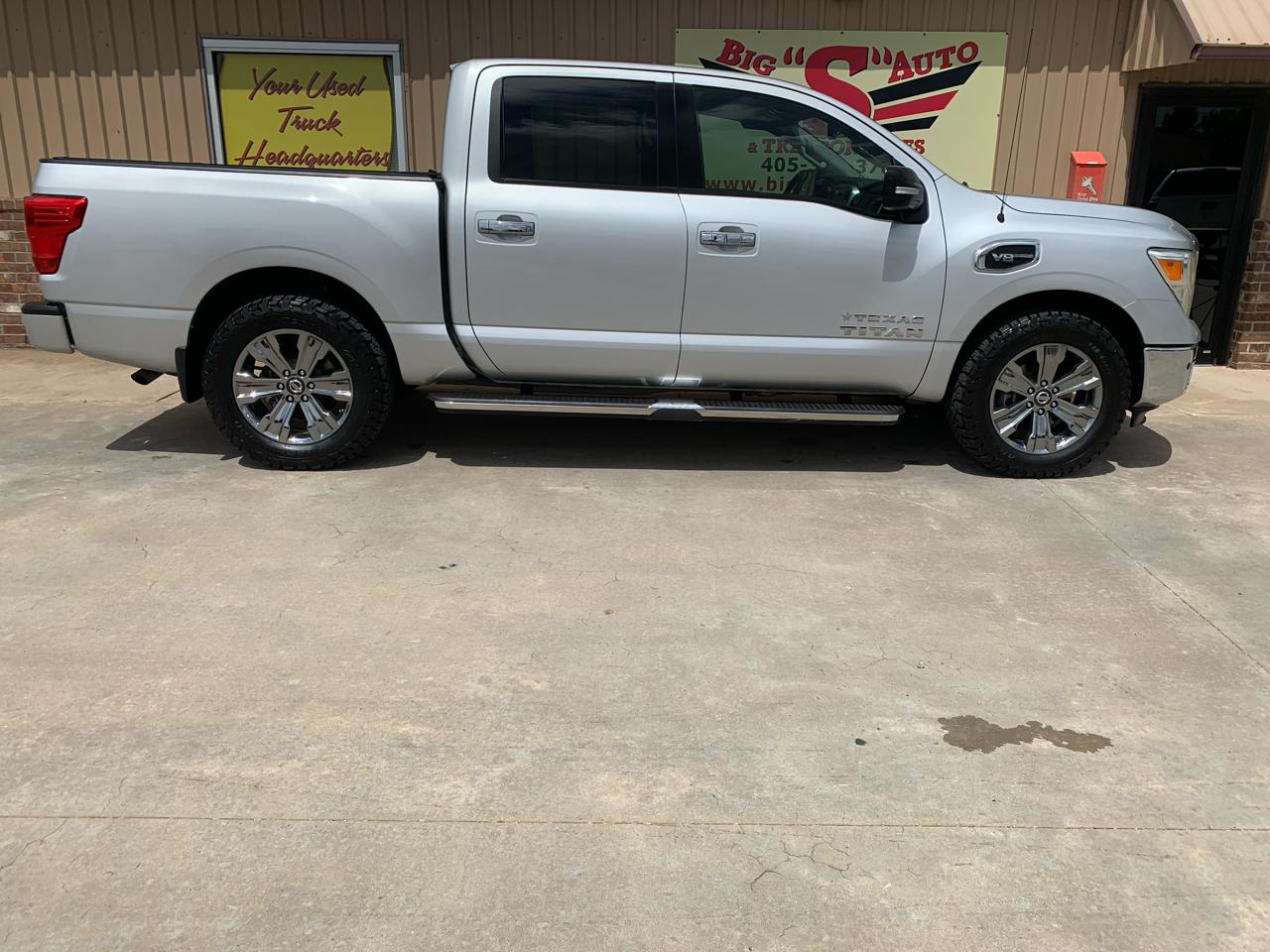 Nissan Titan 4x4 Crew Cab SV 2017