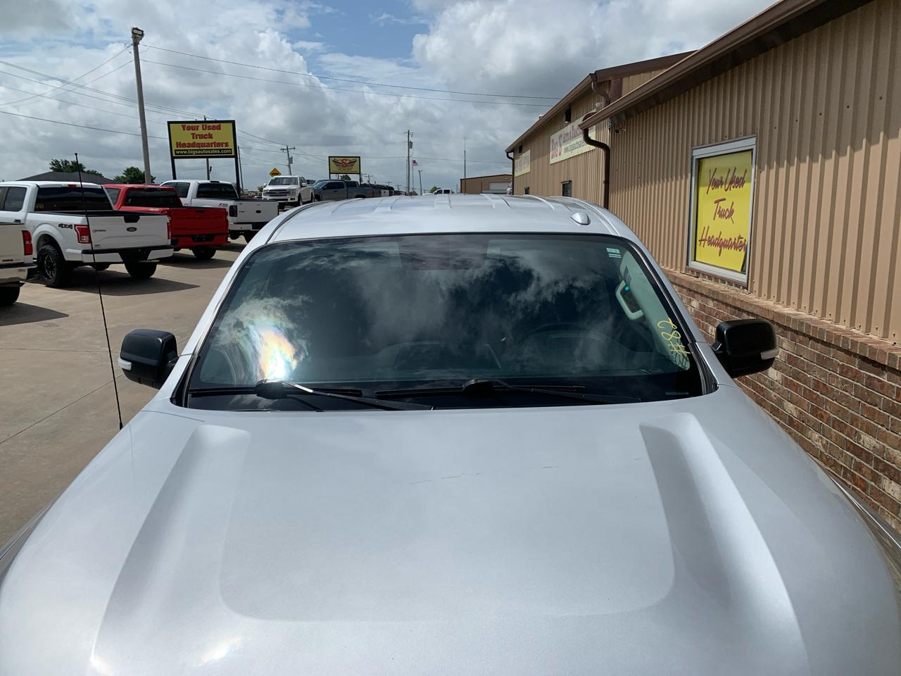 Nissan Titan 4x4 Crew Cab SV 2017