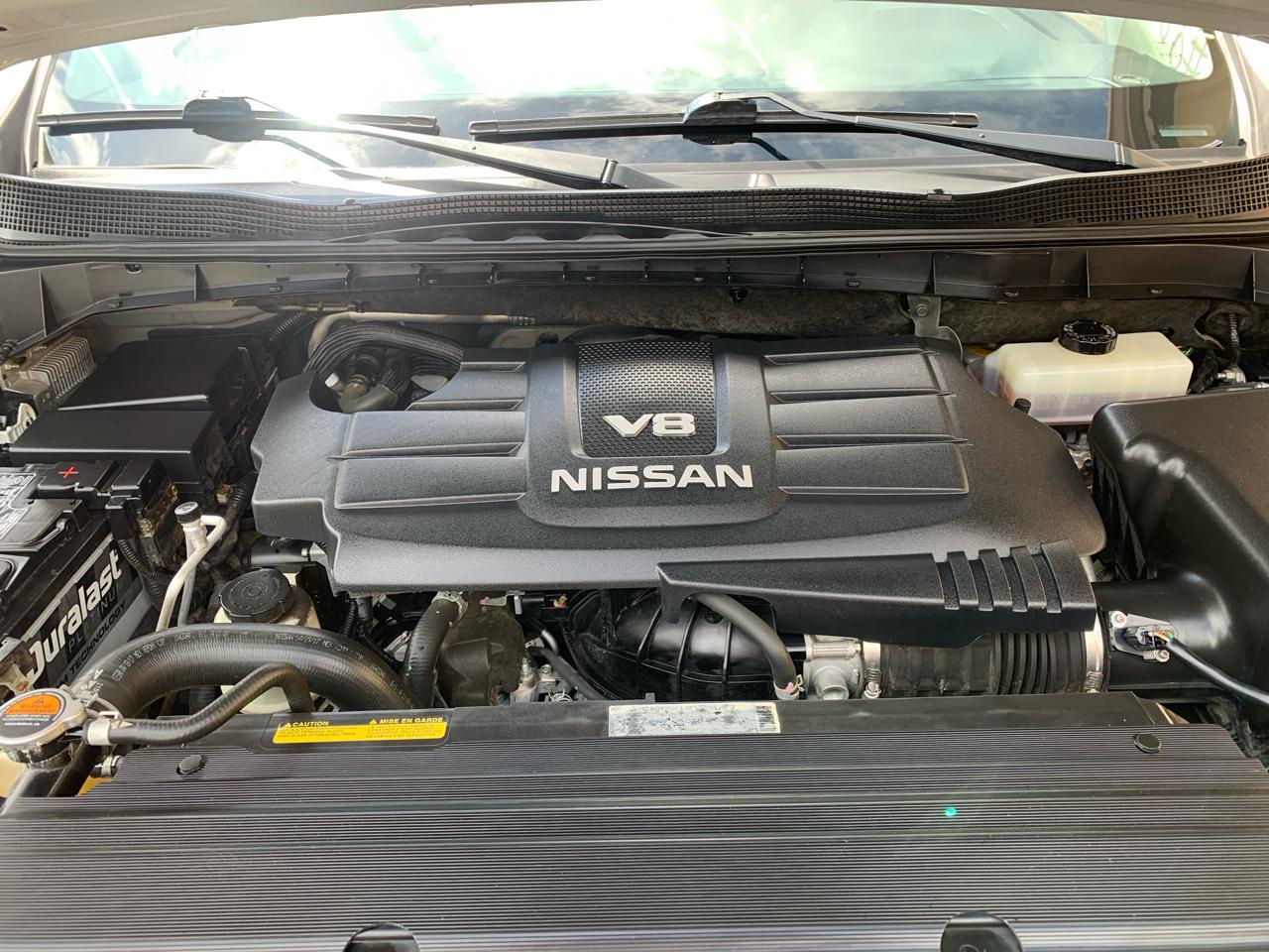 Nissan Titan 4x4 Crew Cab SV 2017
