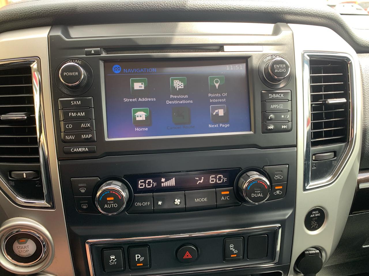 Nissan Titan 4x4 Crew Cab SV 2017