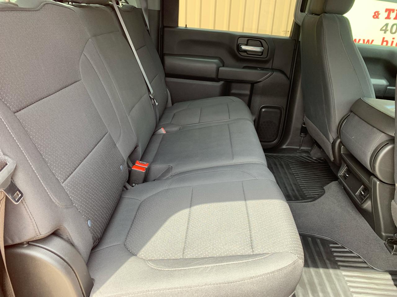 Chevrolet Silverado 2500HD 4WD Crew Cab 159" Custom 2022