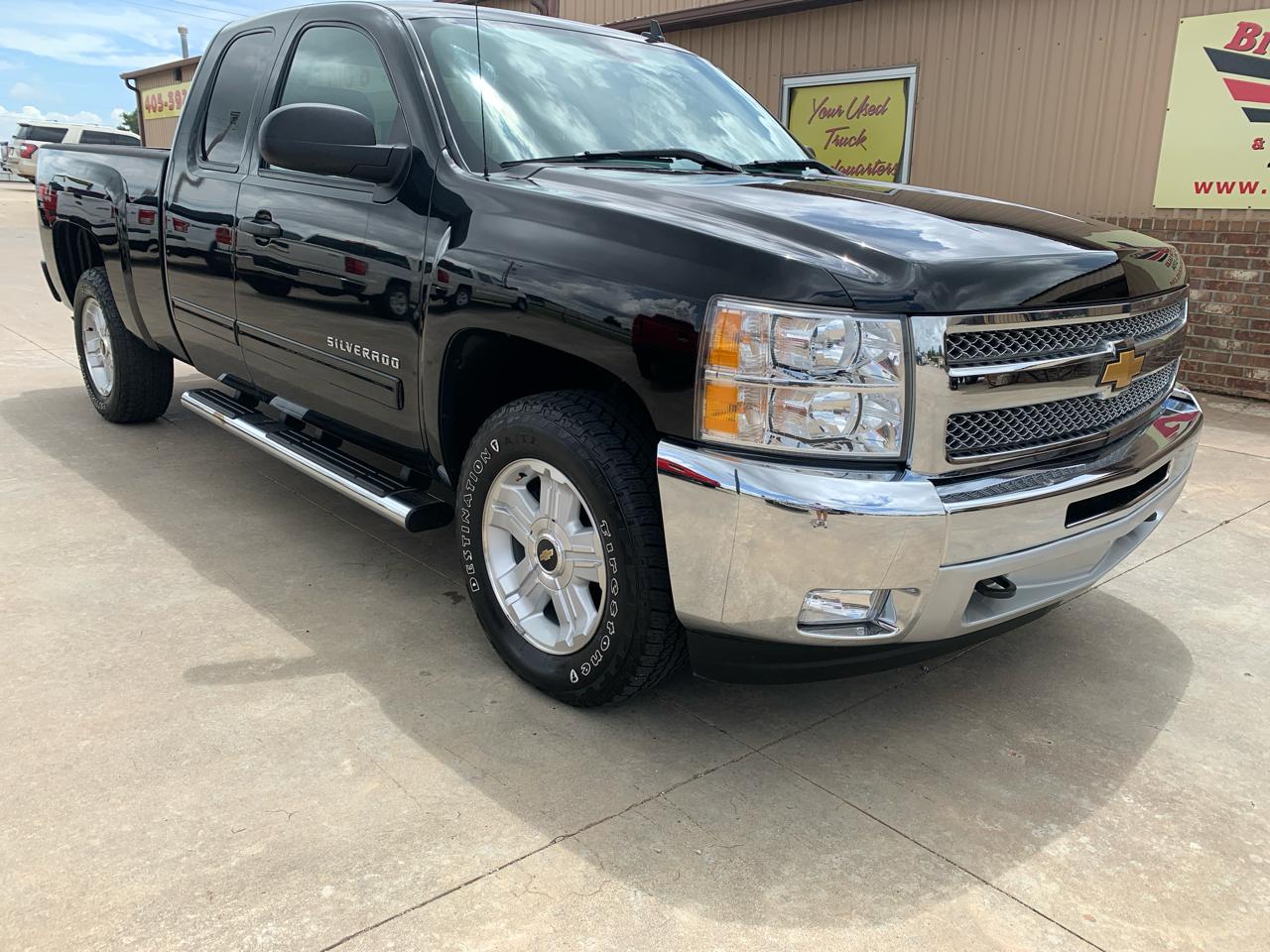 Chevrolet Silverado 1500 4WD Ext Cab 143.5" LT 2013