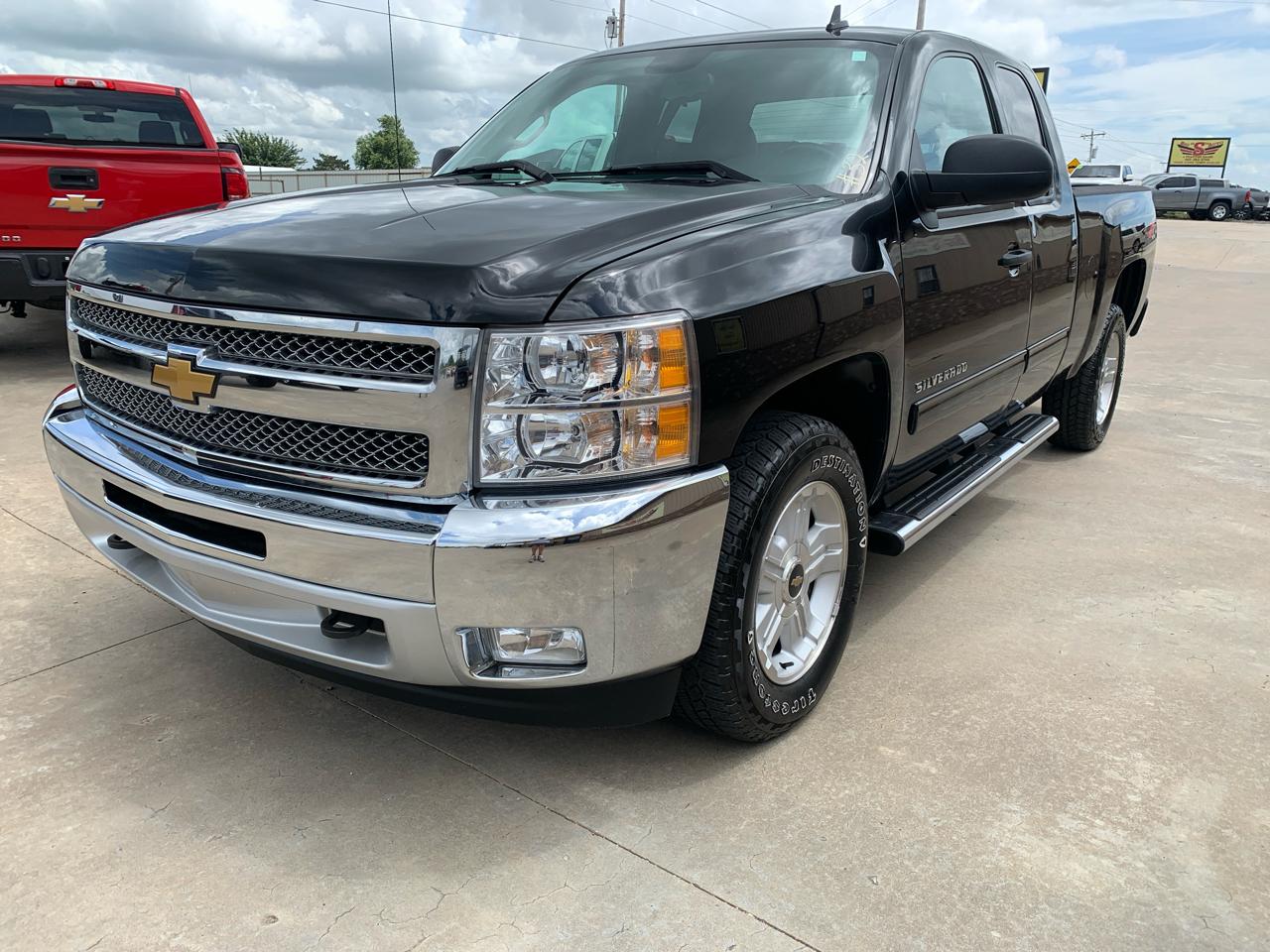 Chevrolet Silverado 1500 4WD Ext Cab 143.5" LT 2013