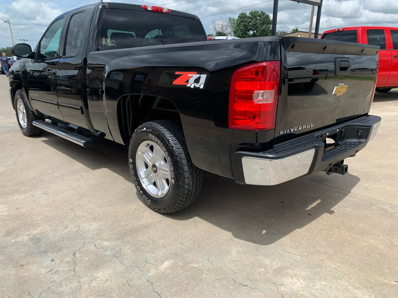 Chevrolet Silverado 1500 4WD Ext Cab 143.5" LT 2013