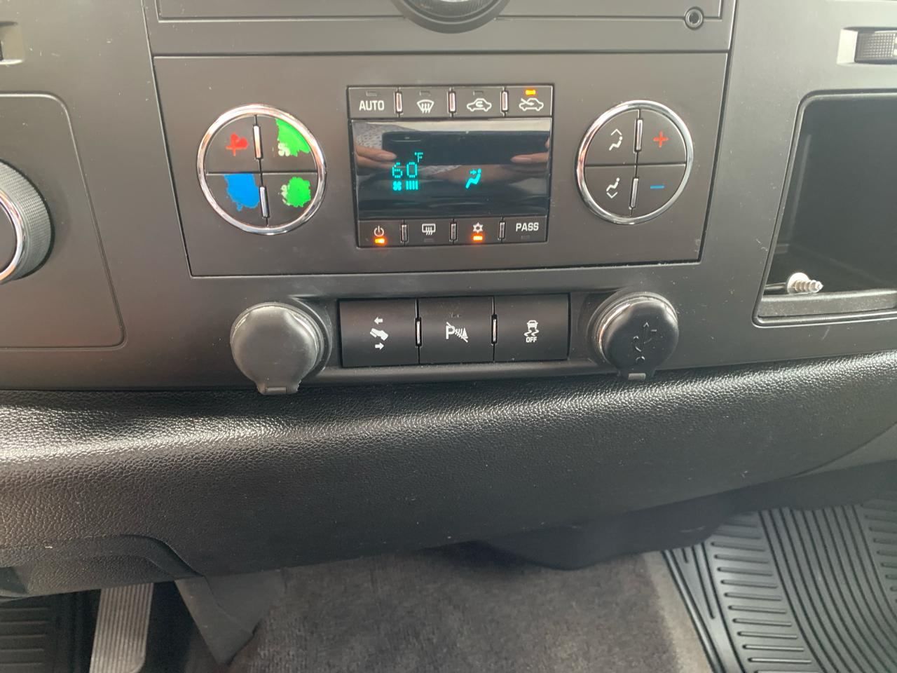 Chevrolet Silverado 1500 4WD Ext Cab 143.5" LT 2013
