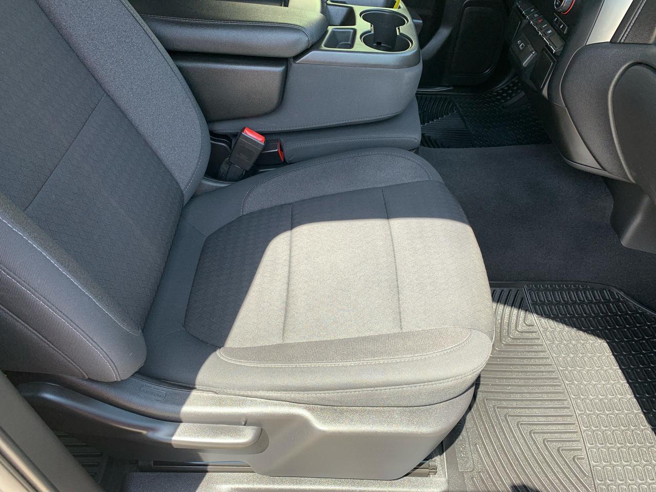 Chevrolet Silverado 1500 4WD Crew Cab 147" RST 2021