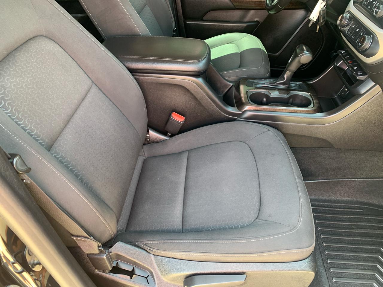 GMC Canyon 4WD Crew Cab 140.5" SLE 2017