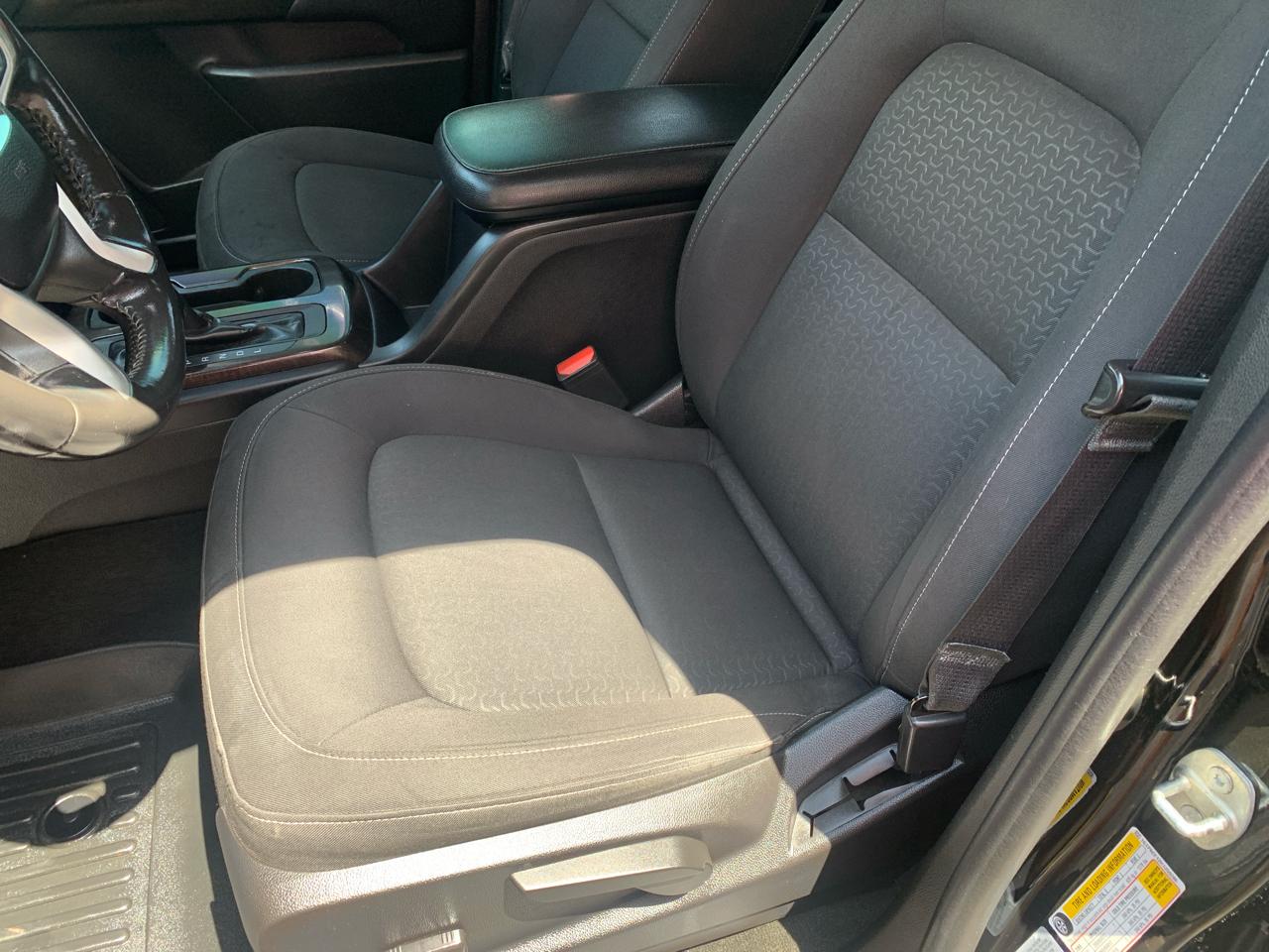 GMC Canyon 4WD Crew Cab 140.5" SLE 2017
