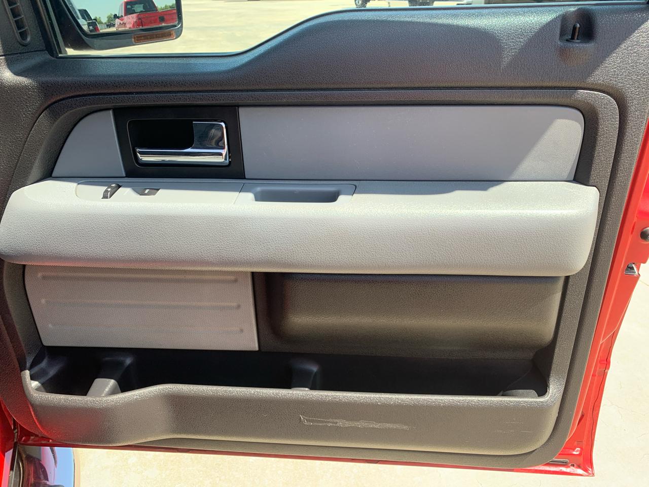 Ford F-150 2WD SuperCrew 139" XLT 2012
