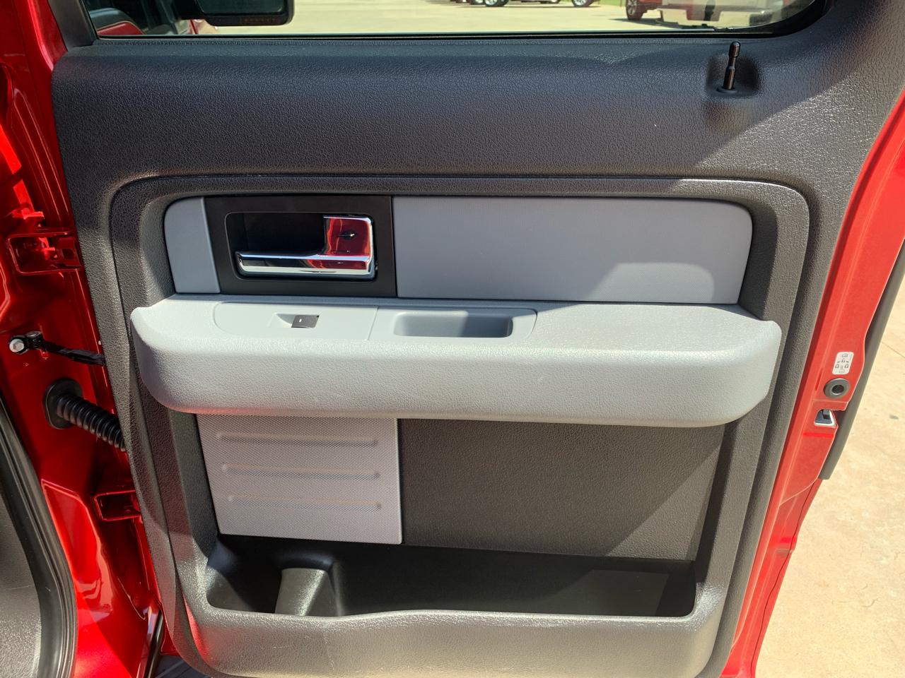 Ford F-150 2WD SuperCrew 139" XLT 2012