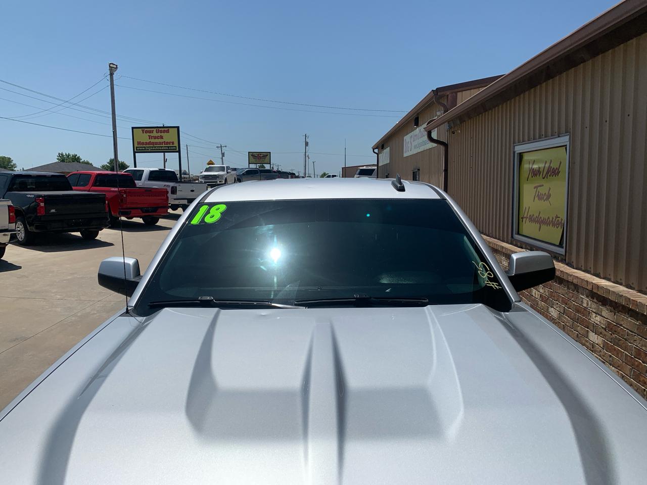 Chevrolet Silverado 1500 4WD Crew Cab 143.5" LT w/2LT 2018