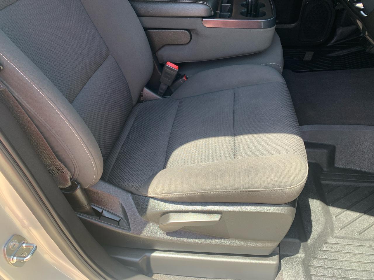 Chevrolet Silverado 1500 4WD Crew Cab 143.5" LT w/2LT 2018