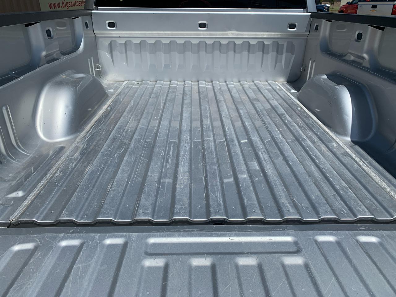 Chevrolet Silverado 1500 4WD Crew Cab 143.5" LT w/2LT 2018