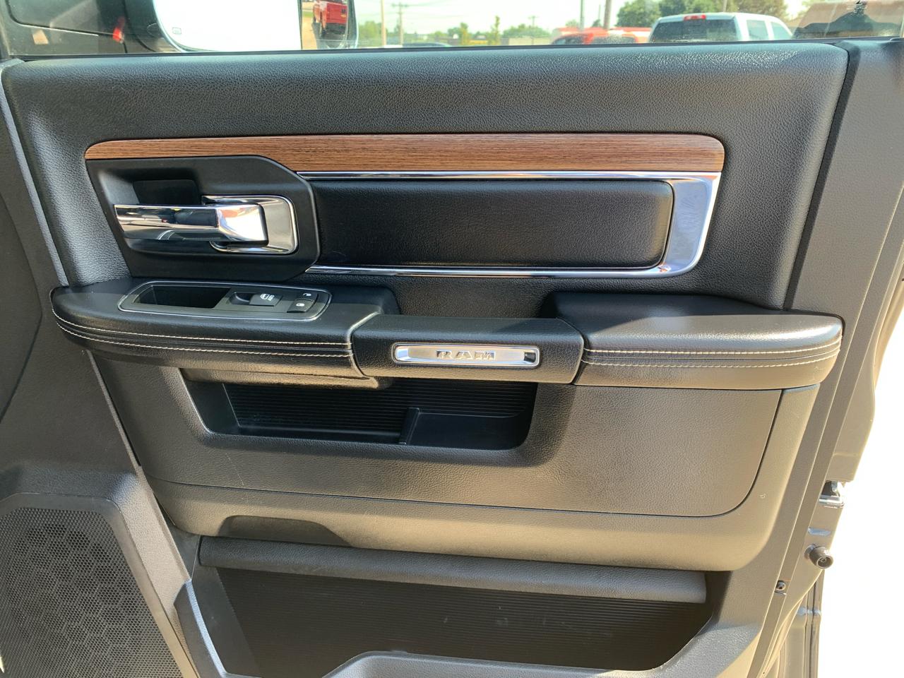 RAM 2500 4WD Crew Cab 149" Laramie 2013