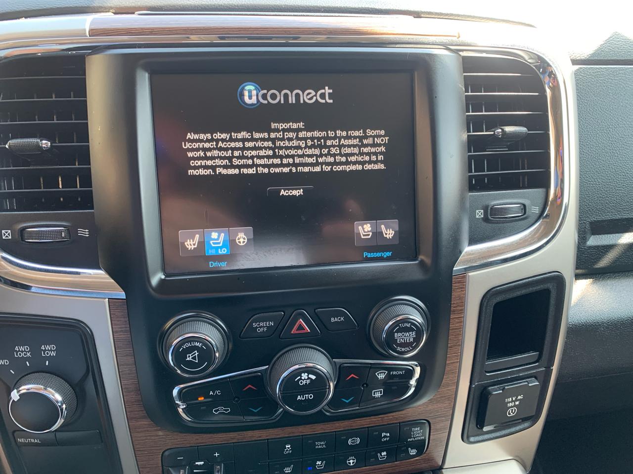 RAM 2500 4WD Crew Cab 149" Laramie 2013