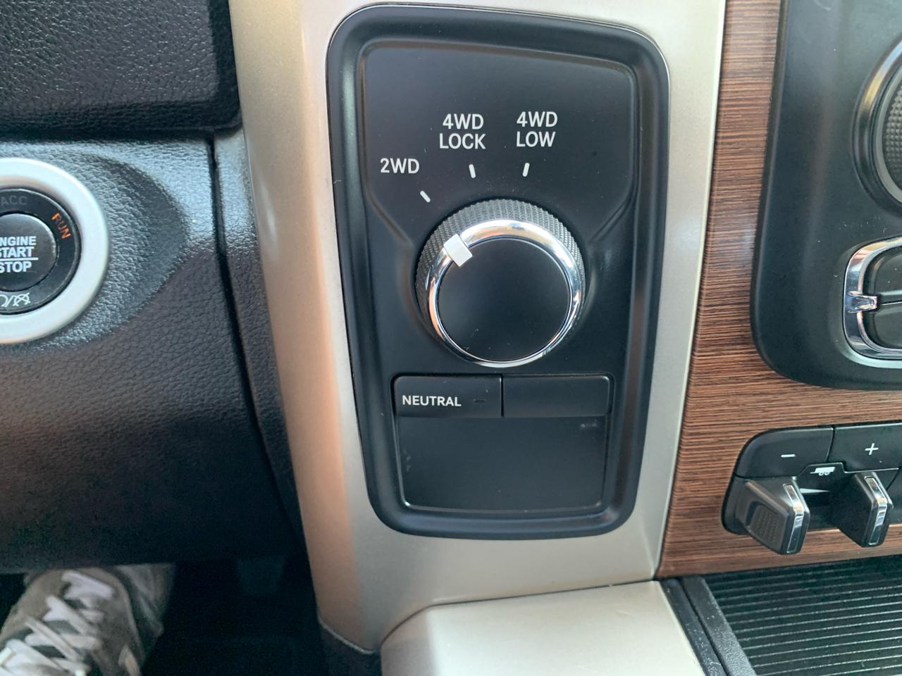 RAM 2500 4WD Crew Cab 149" Laramie 2013