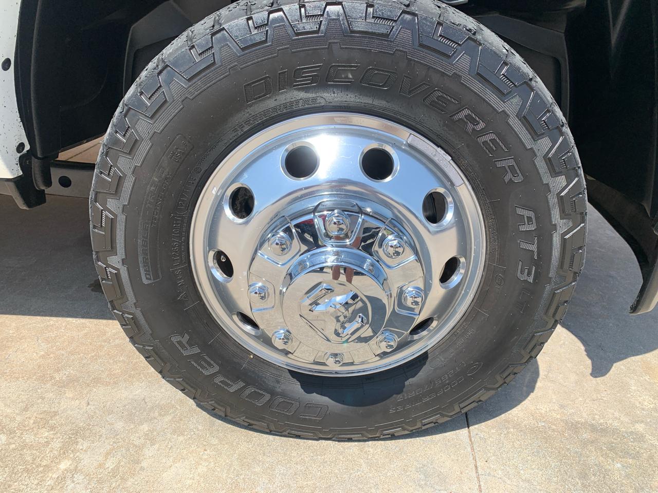 RAM 3500 Laramie 4x4 Crew Cab 8' Box 2020