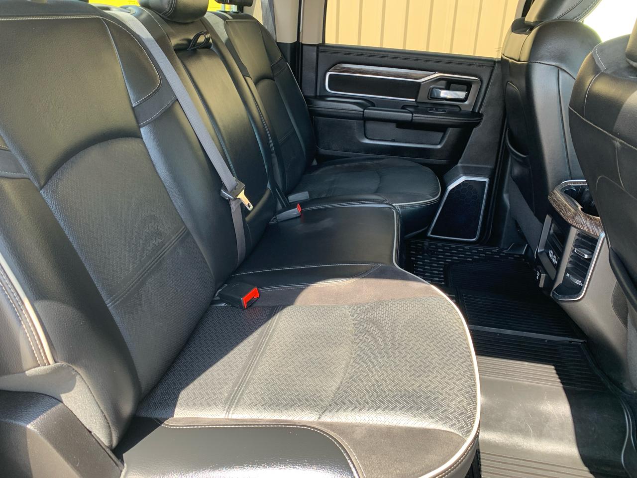 RAM 3500 Laramie 4x4 Crew Cab 8' Box 2020