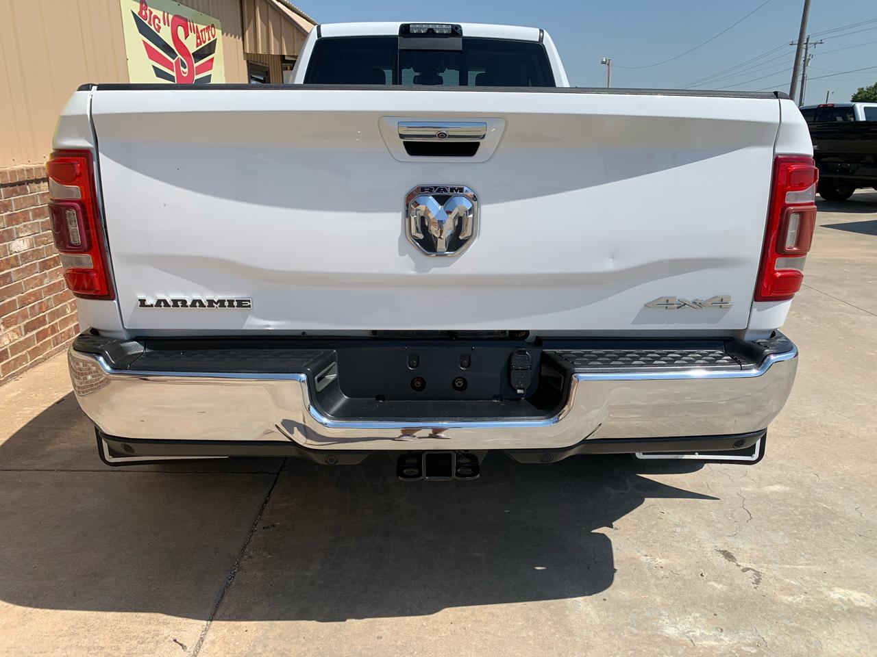 RAM 3500 Laramie 4x4 Crew Cab 8' Box 2020