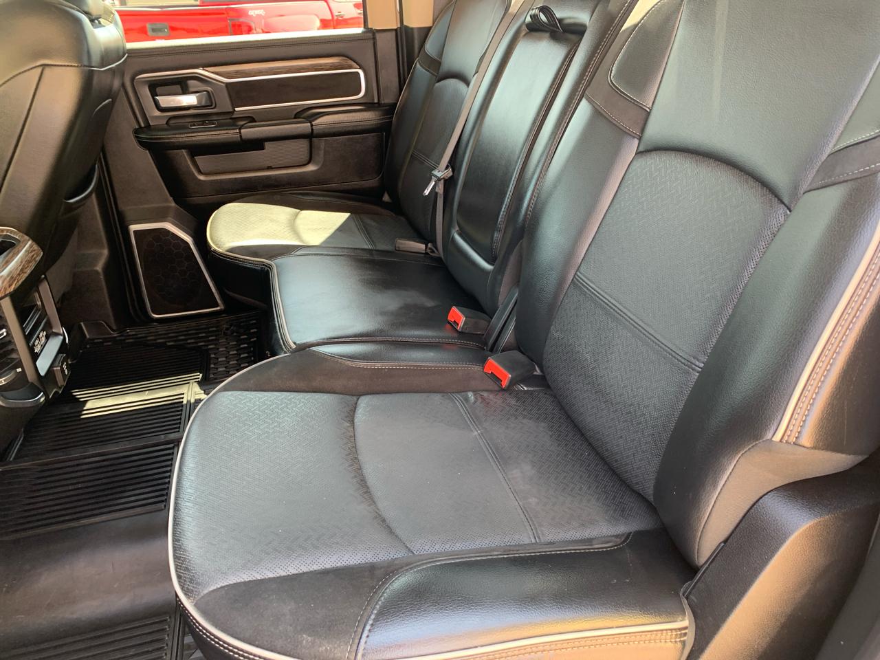 RAM 3500 Laramie 4x4 Crew Cab 8' Box 2020