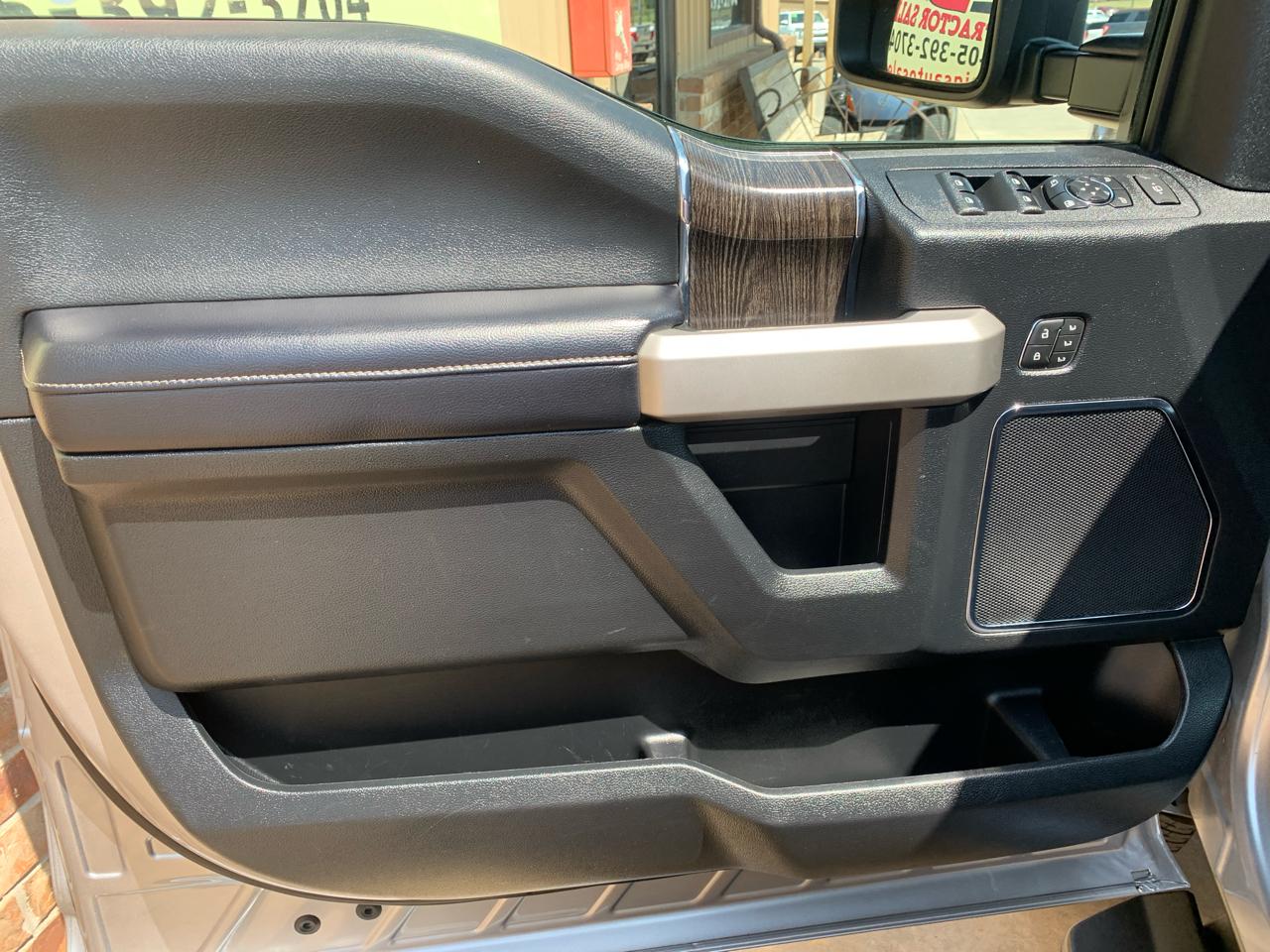 Ford Super Duty F-250 SRW 4WD Crew Cab 156" Lariat 2020