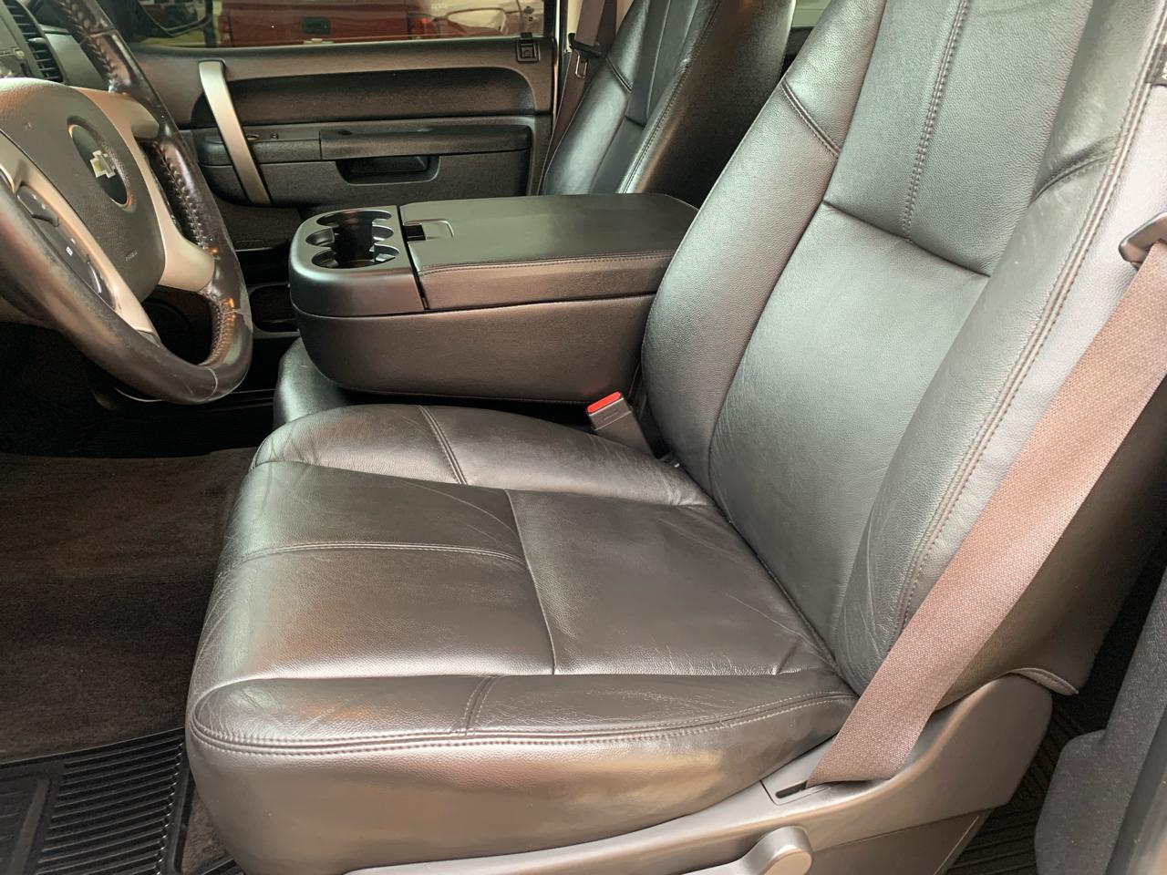 Chevrolet Silverado 1500 4WD Crew Cab 143.5" LT 2012