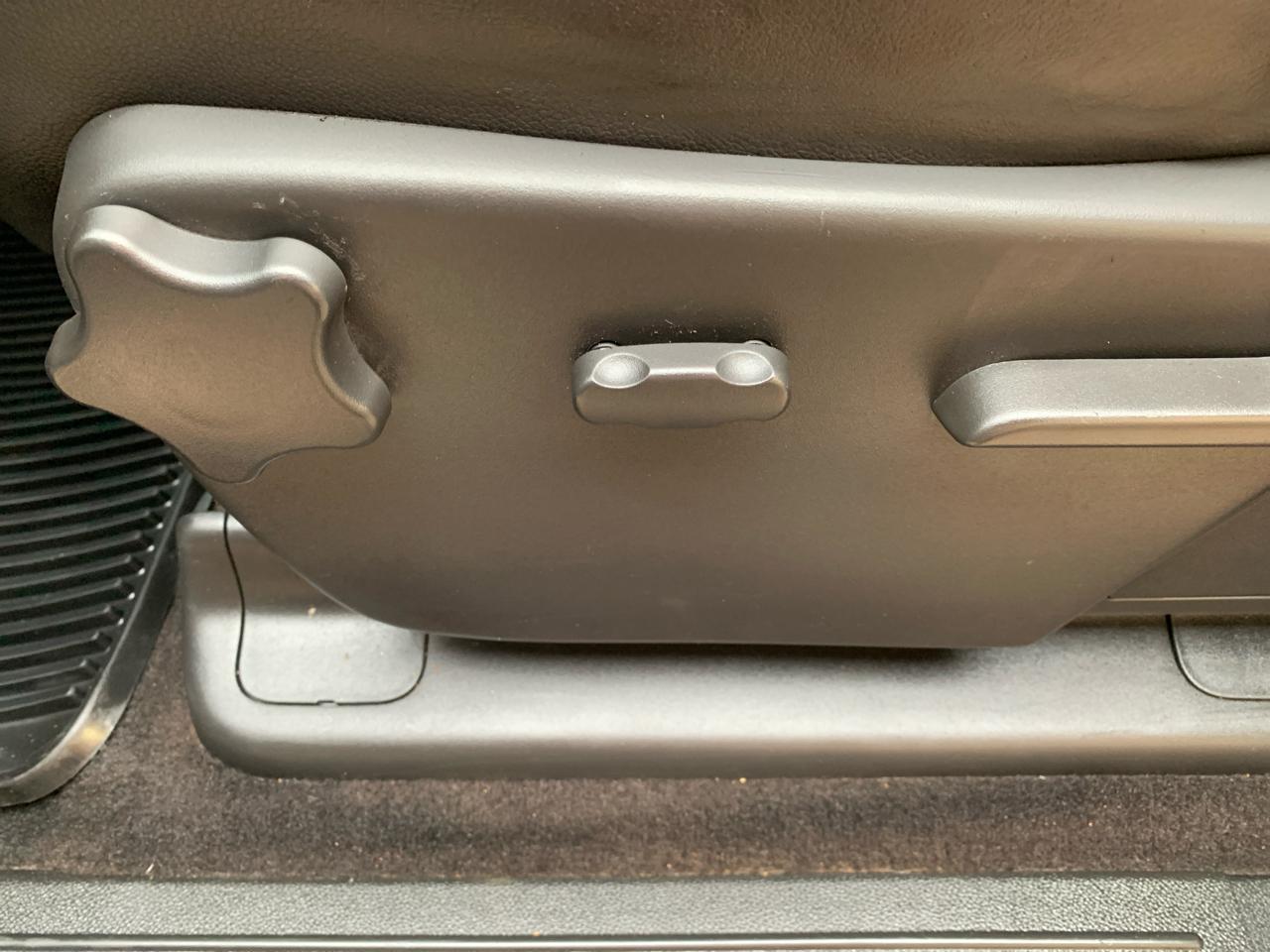 Chevrolet Silverado 1500 4WD Crew Cab 143.5" LT 2012