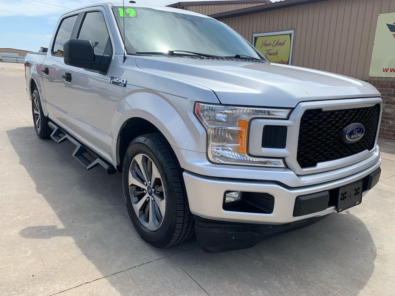 Ford F-150 2WD SuperCrew 145" STX 2019