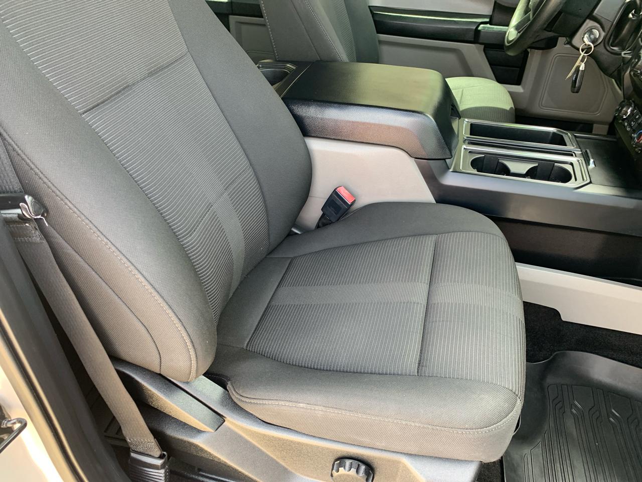Ford F-150 2WD SuperCrew 145" STX 2019