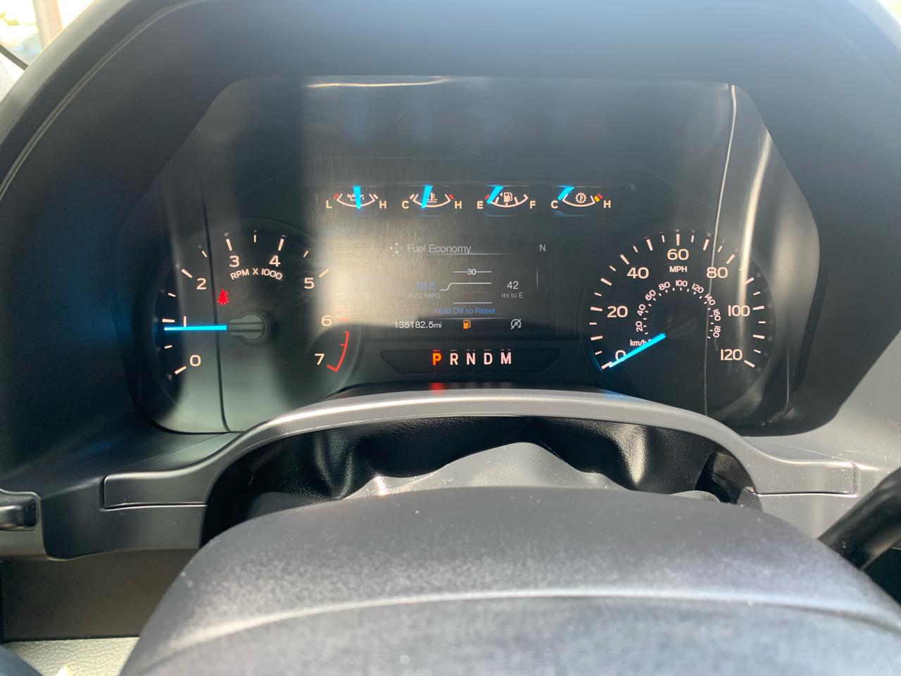 Ford F-150 2WD SuperCrew 145" STX 2019