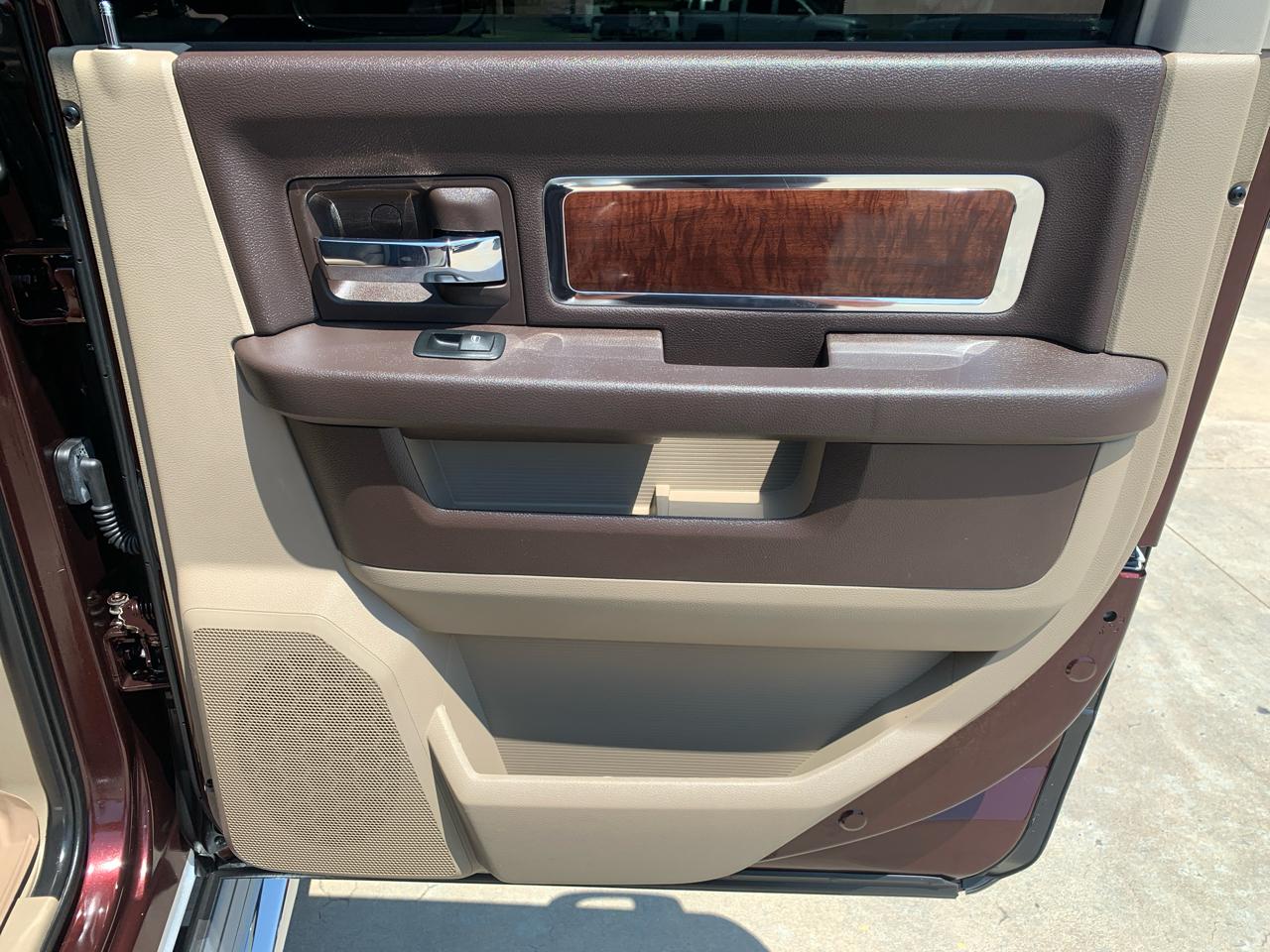RAM 2500 4WD Crew Cab 149" Laramie 2012