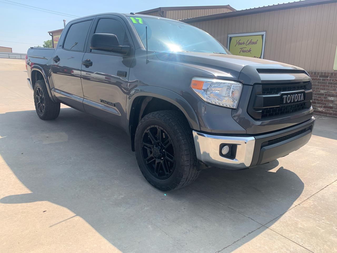 2017 Toyota Tundra 4WD SR5 CrewMax 5.5' Bed 5.7L FFV (Natl) TSS OFF ROAD