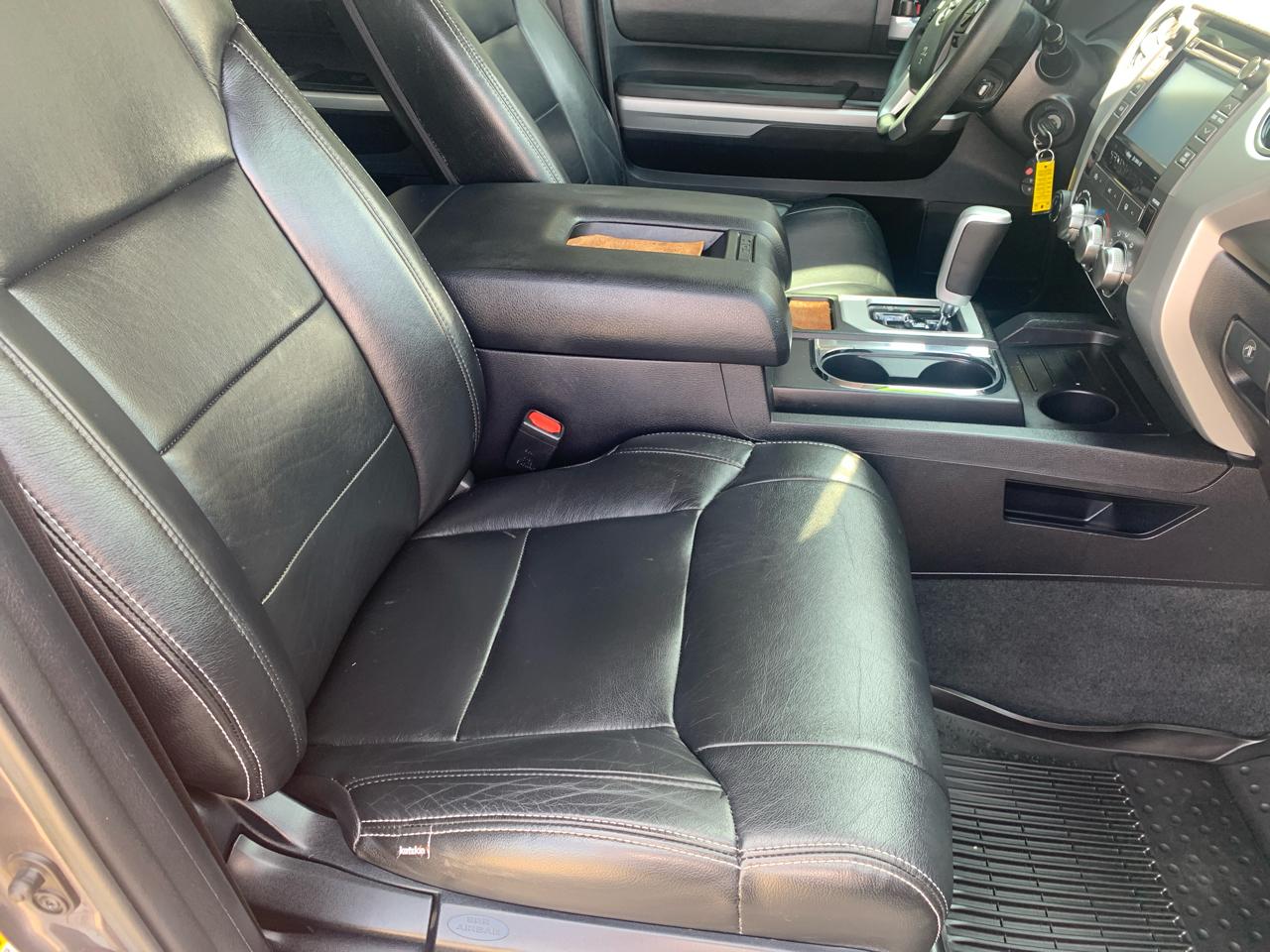 Toyota Tundra 4WD  2017