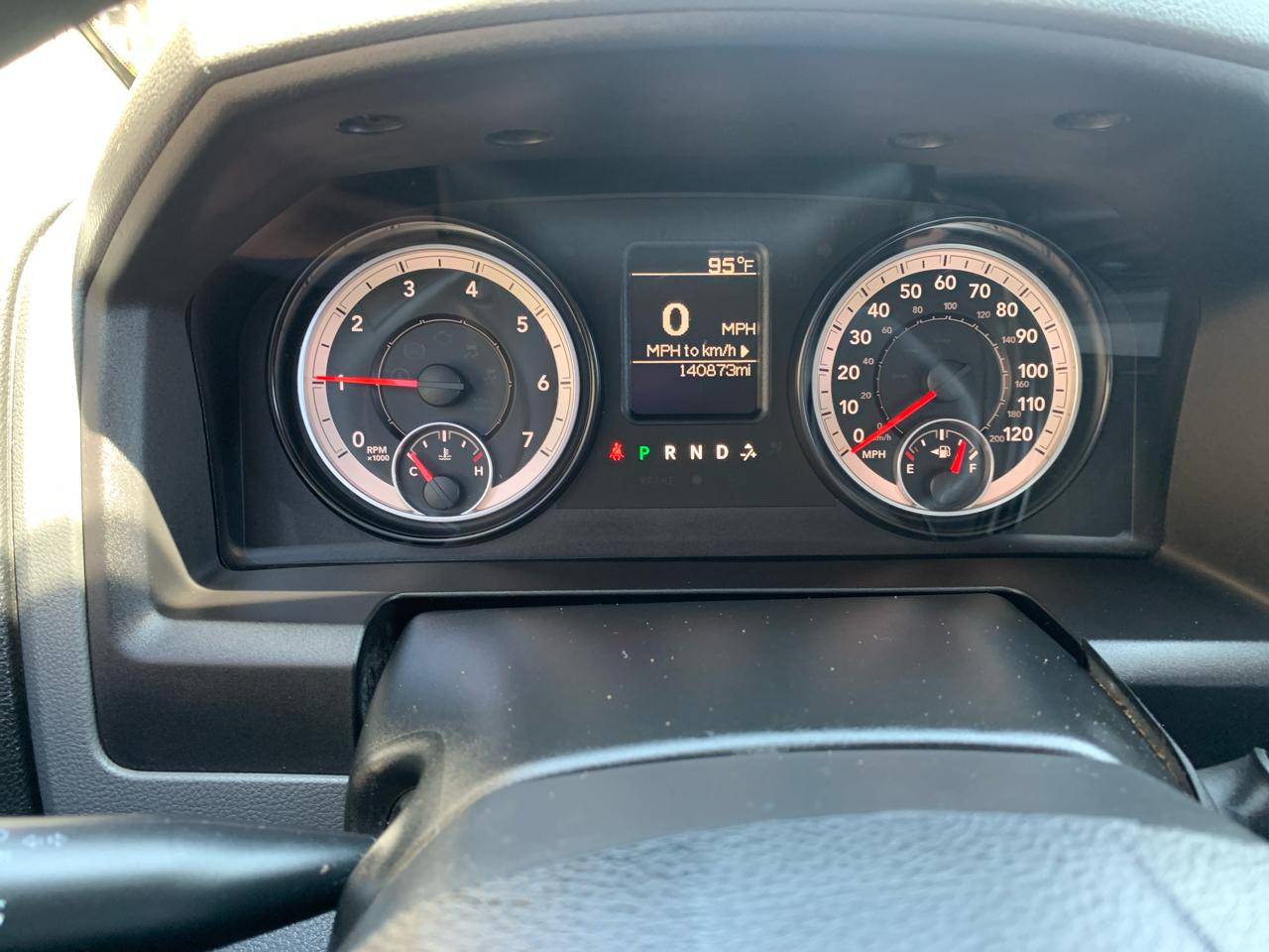RAM 1500 2WD Quad Cab 140.5" Tradesman 2015