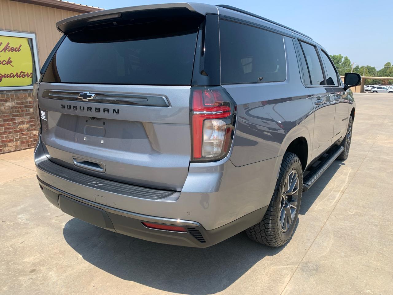Chevrolet Suburban 4WD 4dr Z71 2022