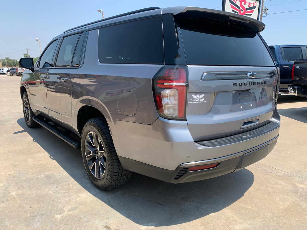 Chevrolet Suburban 4WD 4dr Z71 2022