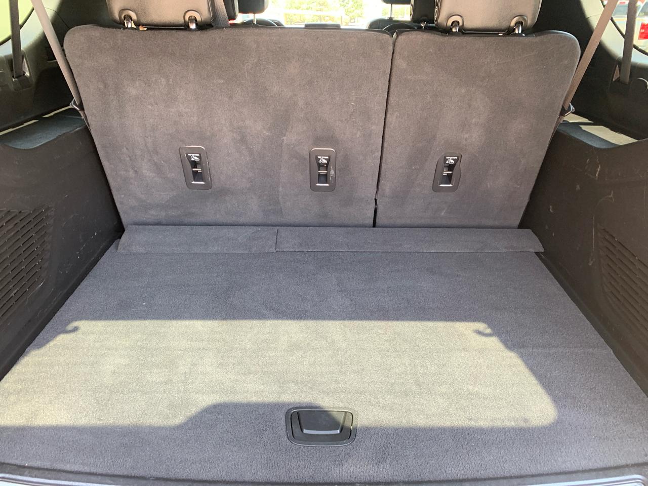Chevrolet Suburban 4WD 4dr Z71 2022