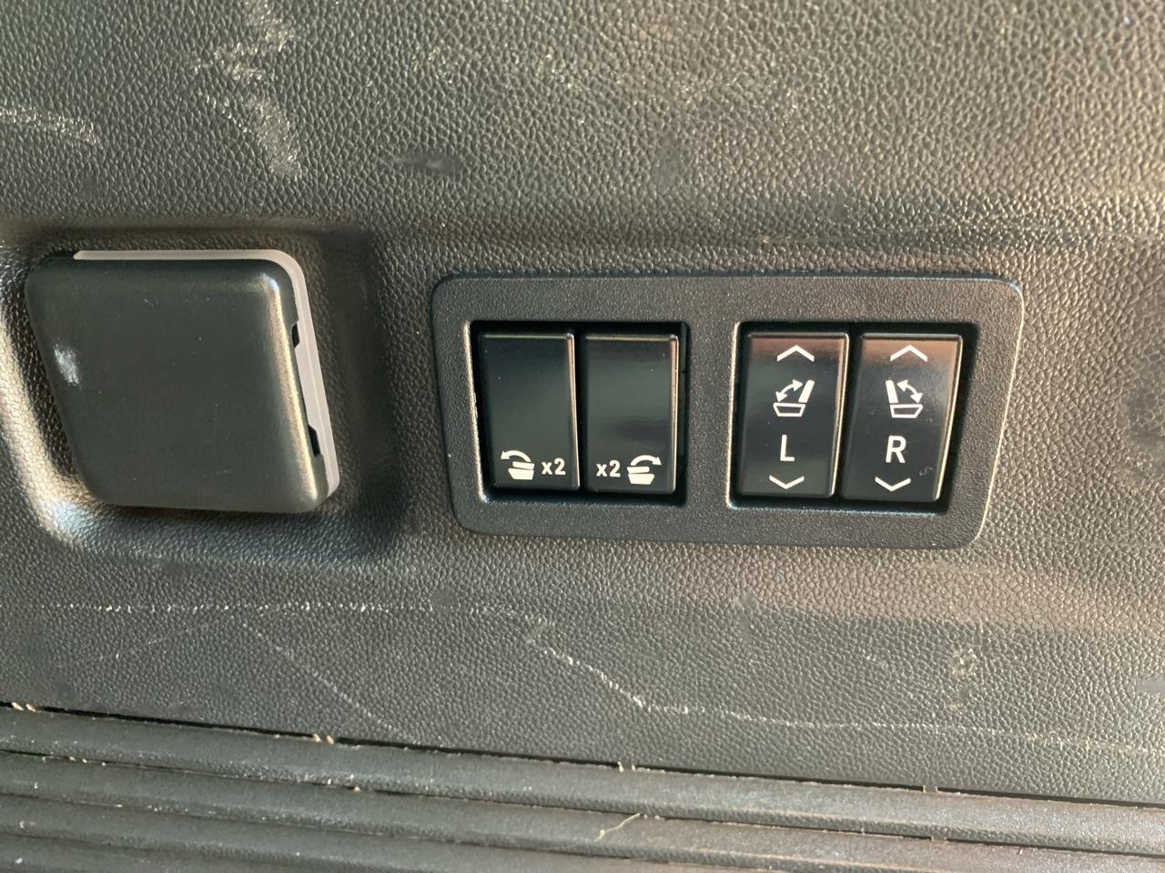 Chevrolet Suburban 4WD 4dr Z71 2022