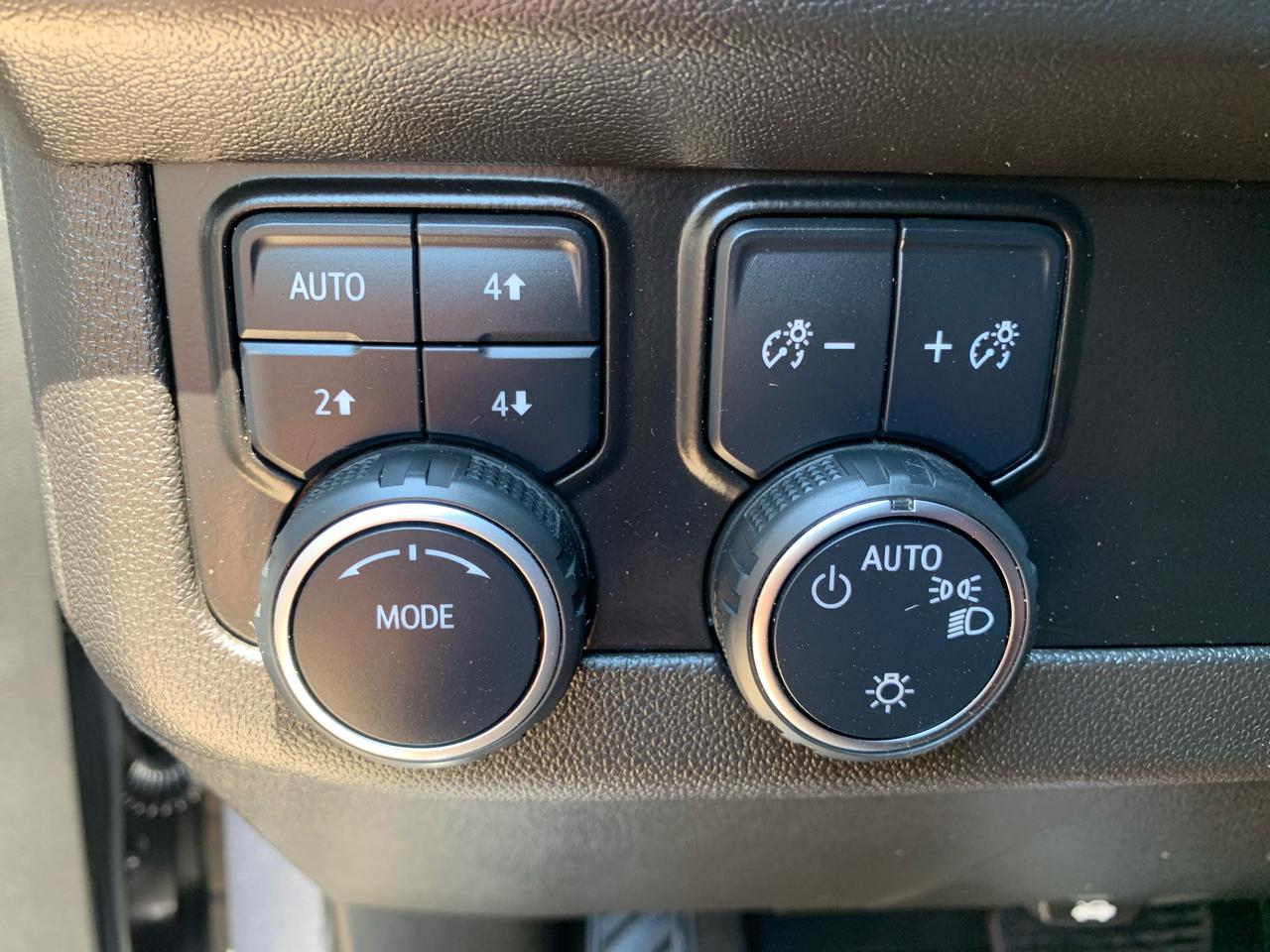 Chevrolet Suburban 4WD 4dr Z71 2022