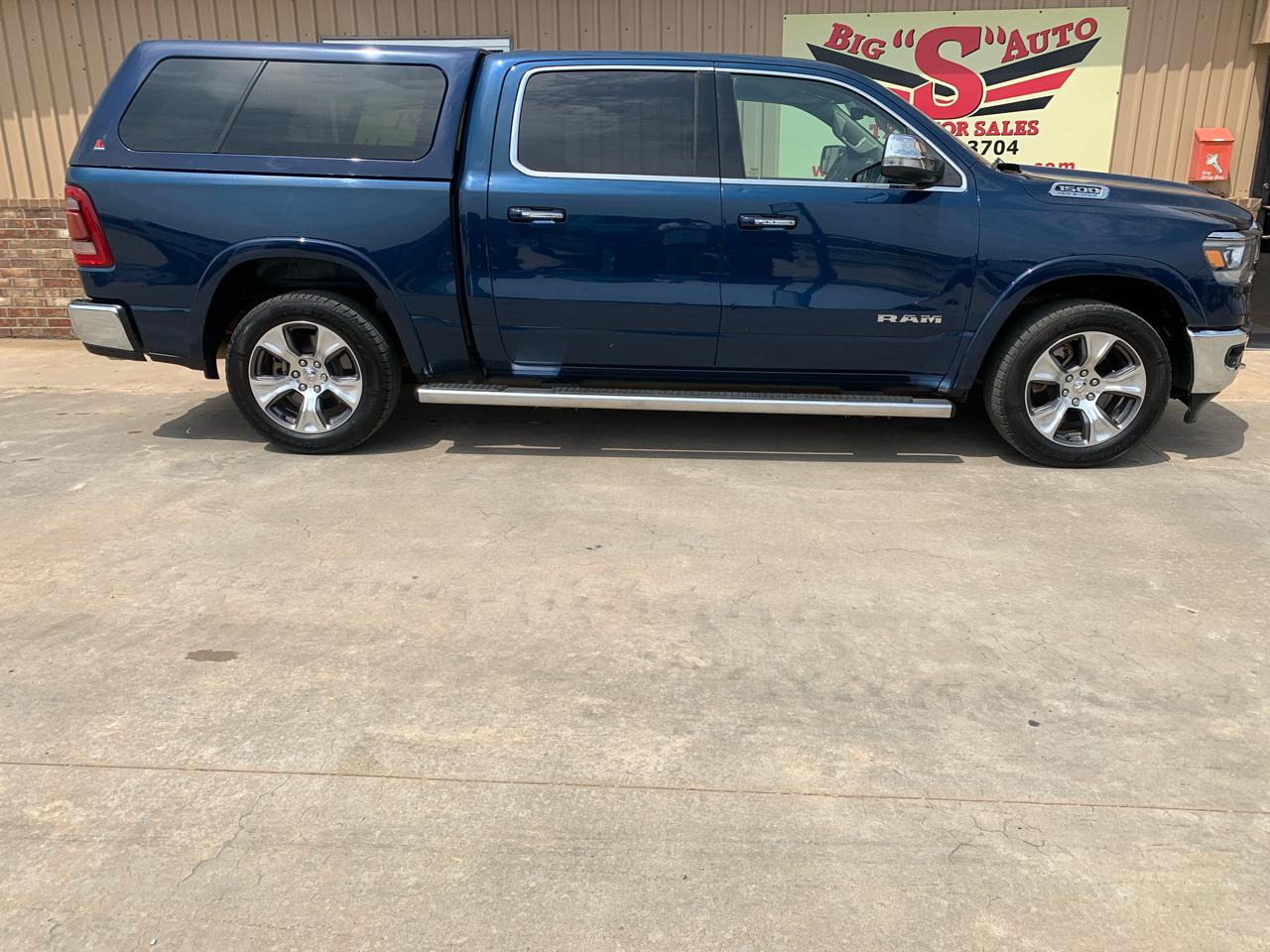 RAM 1500 Laramie 4x2 Crew Cab 5'7" Box 2021