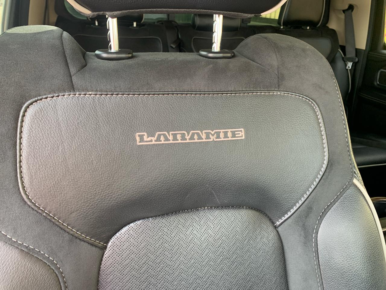 RAM 1500 Laramie 4x2 Crew Cab 5'7" Box 2021