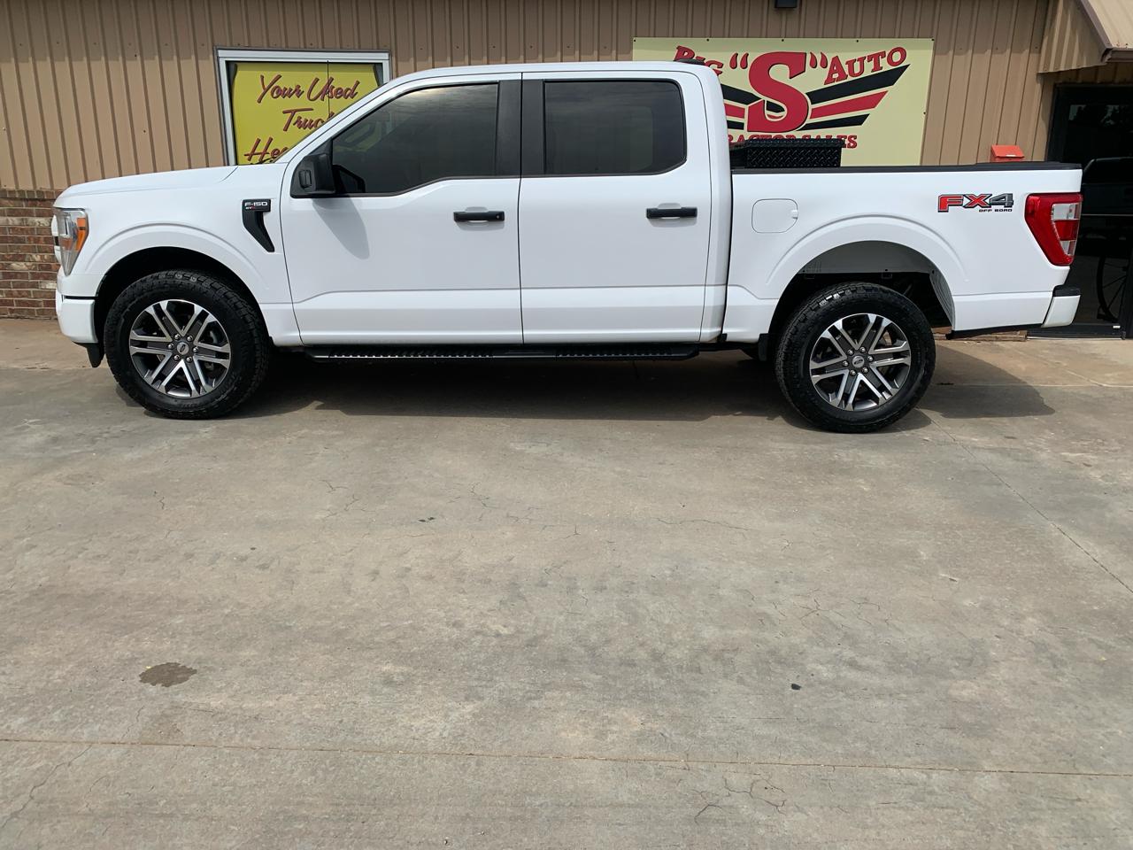 Ford F-150 4WD SuperCrew 145" STX 2021