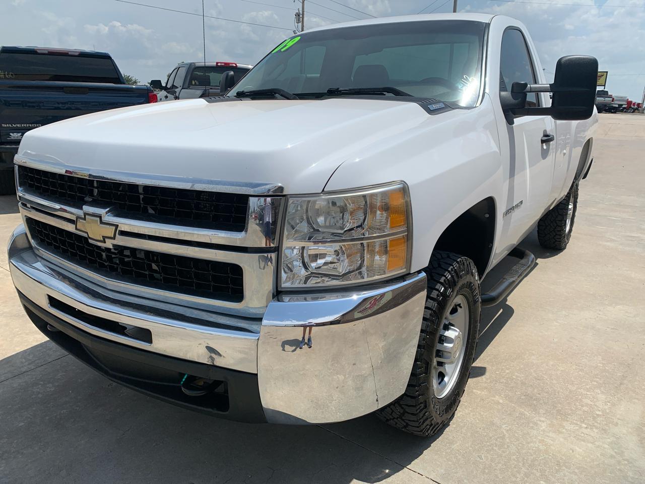 Chevrolet Silverado 2500HD 4WD Reg Cab 133" Work Truck 2009